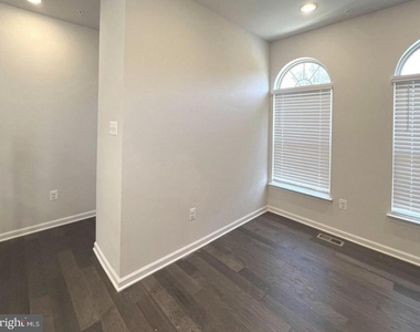 7801 Rosella Lane - Photo Thumbnail 7