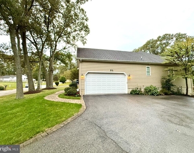 8328 Oakwood Road - Photo Thumbnail 31