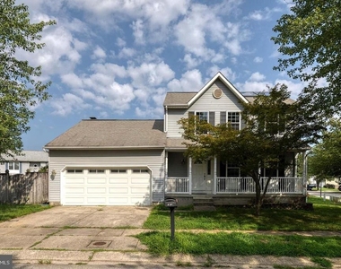 7846 Dero Drive - Photo Thumbnail 1