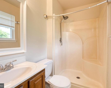 7846 Dero Drive - Photo Thumbnail 23