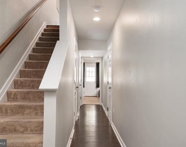 518 Kinglets Roost Lane - Photo Thumbnail 1