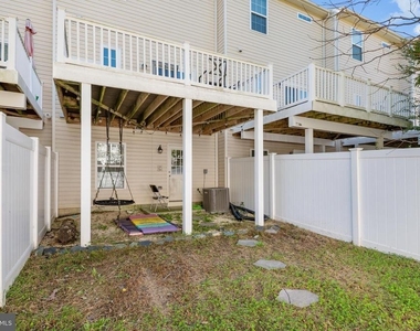 518 Kinglets Roost Lane - Photo Thumbnail 20