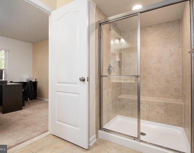 518 Kinglets Roost Lane - Photo Thumbnail 3