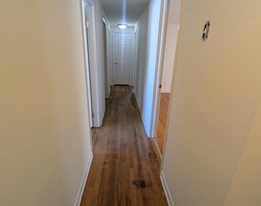 847 Woodcrest - Photo Thumbnail 13