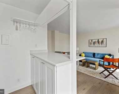1260 21st Street Nw - Photo Thumbnail 10