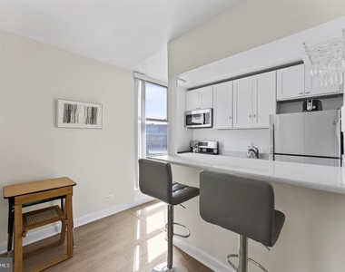 1260 21st Street Nw - Photo Thumbnail 5