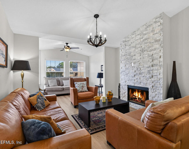 13810 Sutton Park Drive N - Photo Thumbnail 23