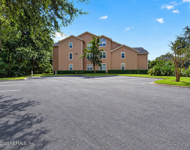 13810 Sutton Park Drive N - Photo Thumbnail 55