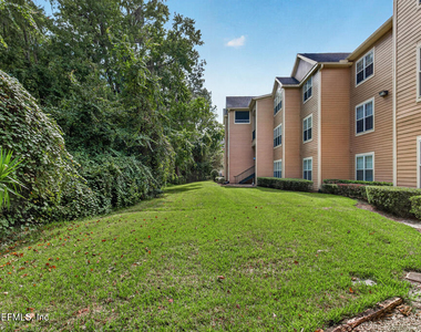 13810 Sutton Park Drive N - Photo Thumbnail 52