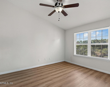 13810 Sutton Park Drive N - Photo Thumbnail 40