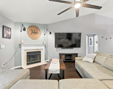 9423 Hunston Mill Lane - Photo Thumbnail 6