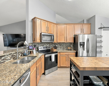 9423 Hunston Mill Lane - Photo Thumbnail 9