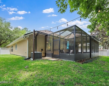 12204 Nettlecreek Drive - Photo Thumbnail 19