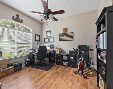 12204 Nettlecreek Drive - Photo Thumbnail 6