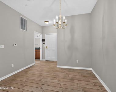 8601 Beach Boulevard - Photo Thumbnail 11
