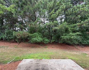 2380 Fairlie Drive - Photo Thumbnail 22