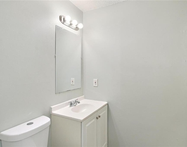 2790 Kayla Court - Photo Thumbnail 12