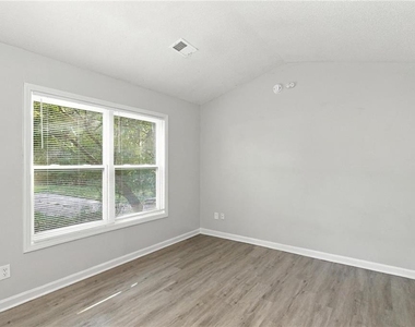 2790 Kayla Court - Photo Thumbnail 11