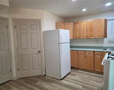 1211 Trout Drive - Photo Thumbnail 4