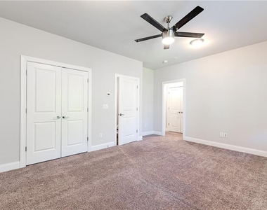 5499 Terrace Bend Place - Photo Thumbnail 6