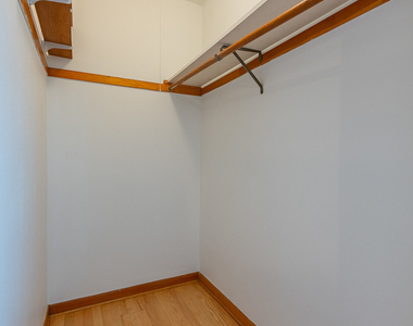 8503 W Berwyn Avenue - Photo Thumbnail 21