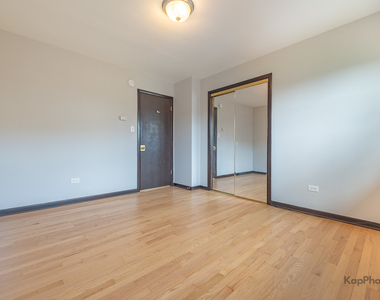 8503 W Berwyn Avenue - Photo Thumbnail 14
