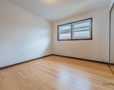 8503 W Berwyn Avenue - Photo Thumbnail 17