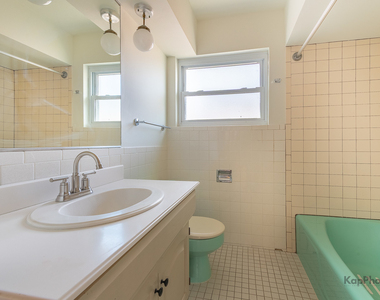 8503 W Berwyn Avenue - Photo Thumbnail 22