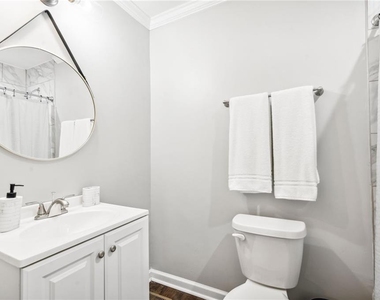 858 Linda Way - Photo Thumbnail 13