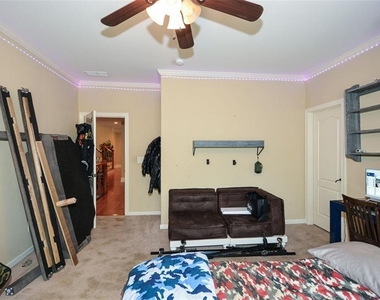 2210 Spalding Drive - Photo Thumbnail 56
