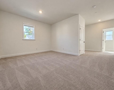 2330 Dreycott Lane - Photo Thumbnail 21