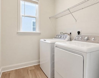 2330 Dreycott Lane - Photo Thumbnail 25