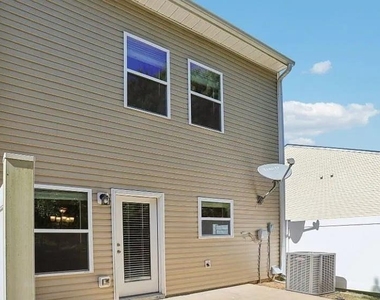 3324 Estes Drive - Photo Thumbnail 2