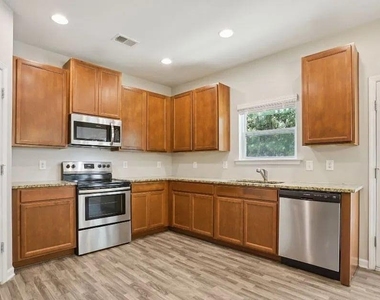 3324 Estes Drive - Photo Thumbnail 9
