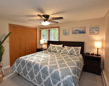 1770 E Lake Shore Drive - Photo Thumbnail 15