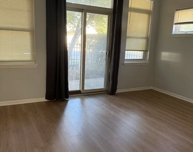 757 W 14th Place - Photo Thumbnail 6