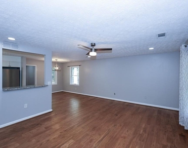 4944 Shiloh Drive - Photo Thumbnail 5