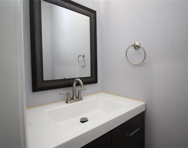 620 Clairidge Lane - Photo Thumbnail 9