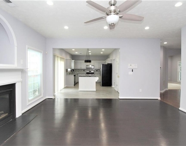 620 Clairidge Lane - Photo Thumbnail 13