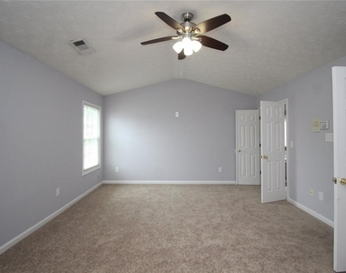 620 Clairidge Lane - Photo Thumbnail 25