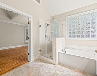 4595 Windsor Gate Court - Photo Thumbnail 26