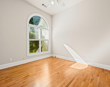 4595 Windsor Gate Court - Photo Thumbnail 28