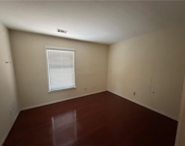 11660 Vista Forest Drive - Photo Thumbnail 13