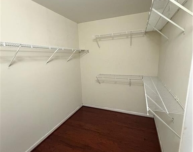 11660 Vista Forest Drive - Photo Thumbnail 10