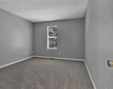 3559 Ashley Station Drive Sw - Photo Thumbnail 14
