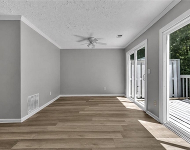 3559 Ashley Station Drive Sw - Photo Thumbnail 7