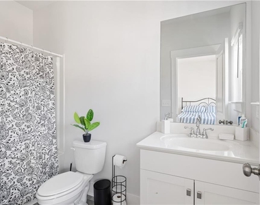 201 Aspen Valley Lane - Photo Thumbnail 13