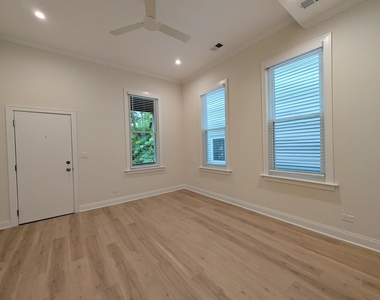 2627 N Mildred Avenue - Photo Thumbnail 5