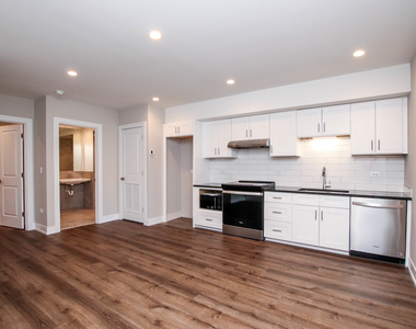 1710 W Lunt Avenue - Photo Thumbnail 1