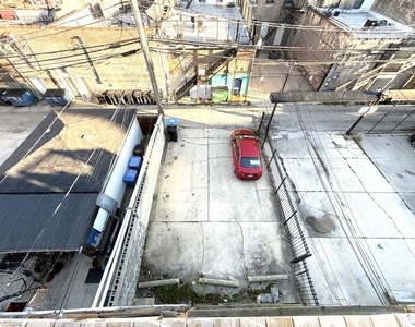 1522 W Superior Street - Photo Thumbnail 35